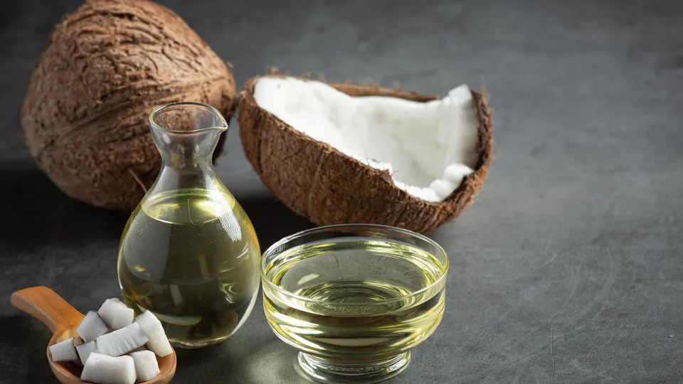 Your Guide to Making Cannabis-Infused Coconut Oil